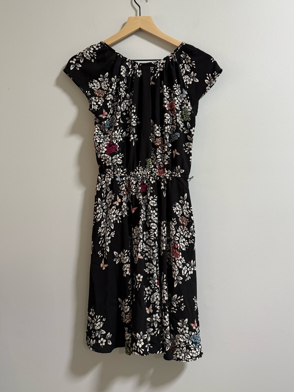 LC Lauren Conrad Black Floral Scoop-Neck Dress with Multicolor Blooms - Picture 5 of 5